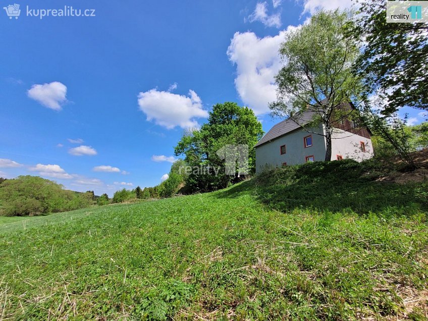 Prodej  stavebního pozemku 2335 m^2 Loučná pod Klínovcem, Loučná pod Klínovcem 