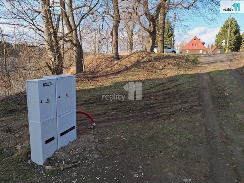 Prodej  stavebního pozemku 2335 m^2 Loučná pod Klínovcem, Loučná pod Klínovcem 