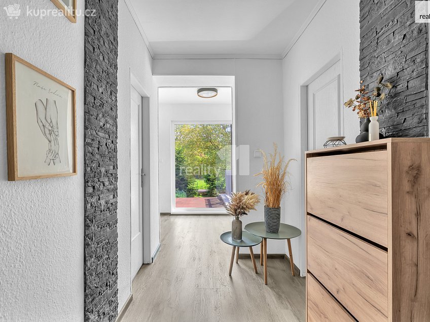 Prodej  rodinného domu 396 m^2 Pod Vrchem, Děčín 