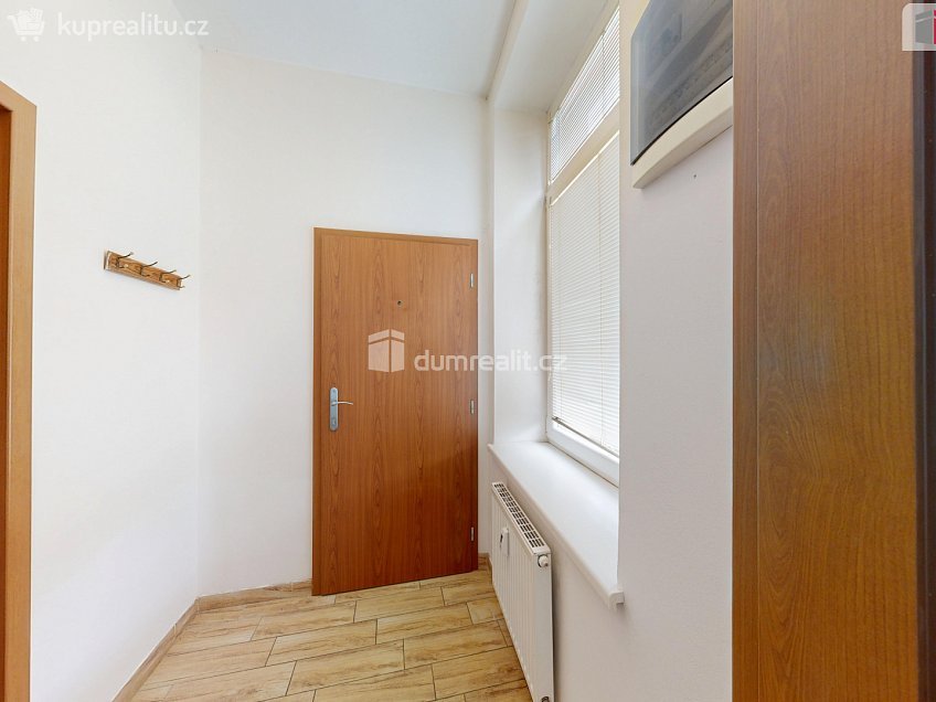 Pronájem bytu 1+kk 35 m^2 Kasárenská, Opava 