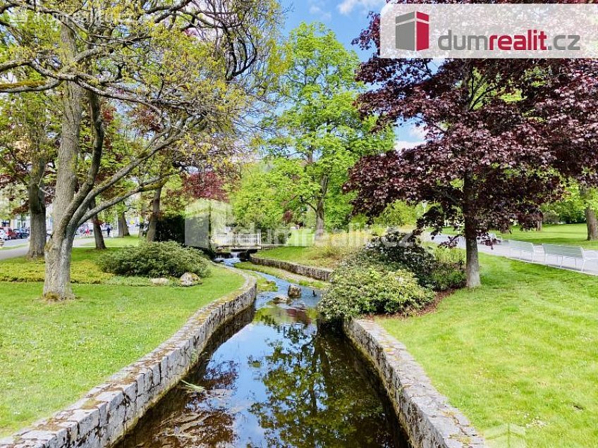 Prodej bytu 2+1 102 m^2 Hlavní třída, Mariánské Lázně 