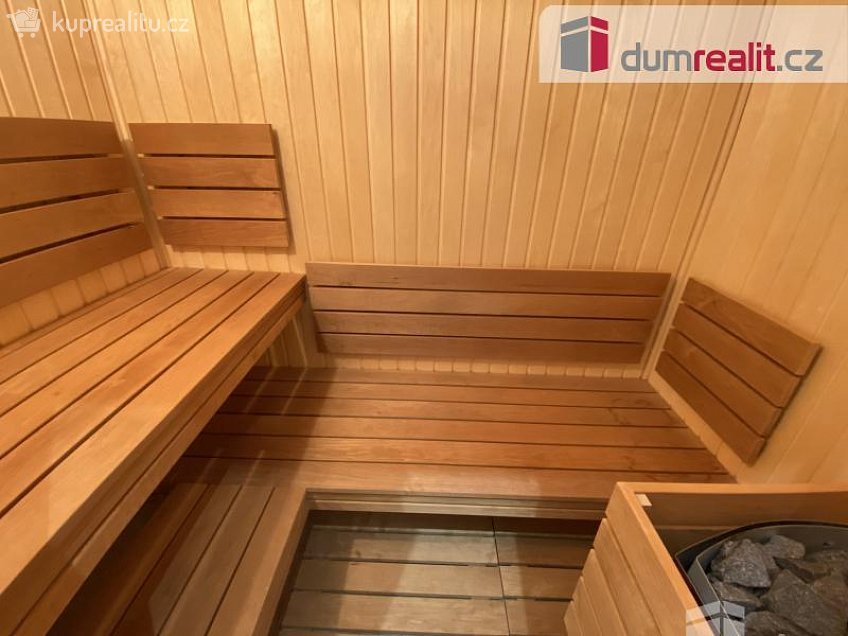 Prodej bytu 2+1 102 m^2 Hlavní třída, Mariánské Lázně 