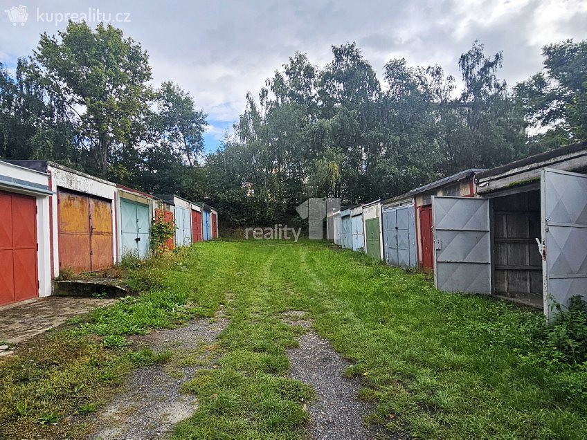 Pronájem  garáže 19 m^2 Pražská, Kolín 