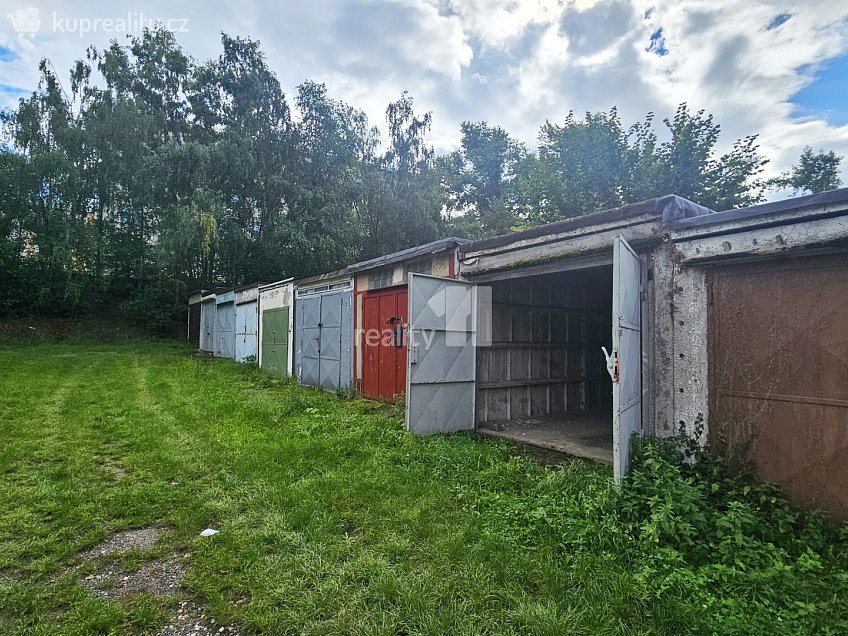 Pronájem  garáže 19 m^2 Pražská, Kolín 
