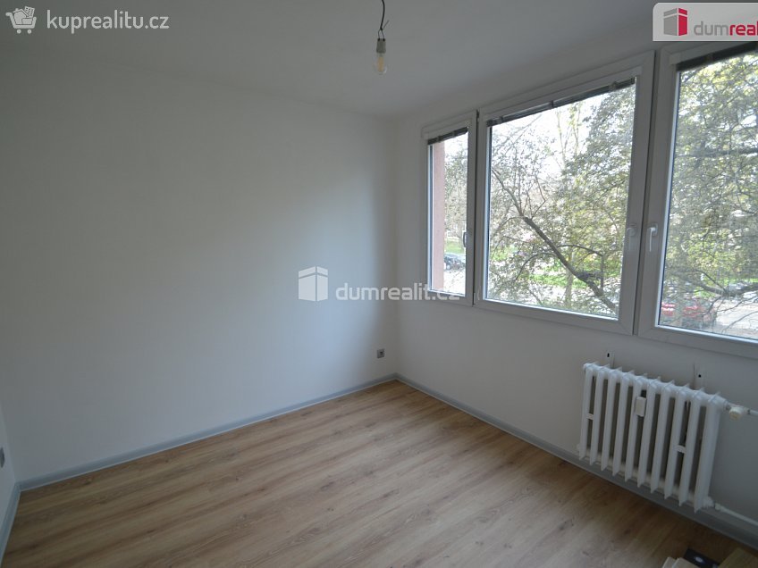 Prodej bytu 4+kk 79 m^2 Mimoňská, Praha 9 