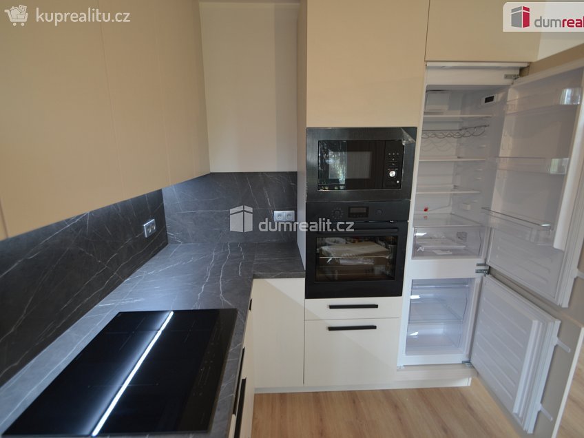 Prodej bytu 4+kk 79 m^2 Mimoňská, Praha 9 