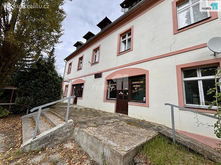 Pronájem  obchodních prostor 80 m^2 Husova, Nový Bor 