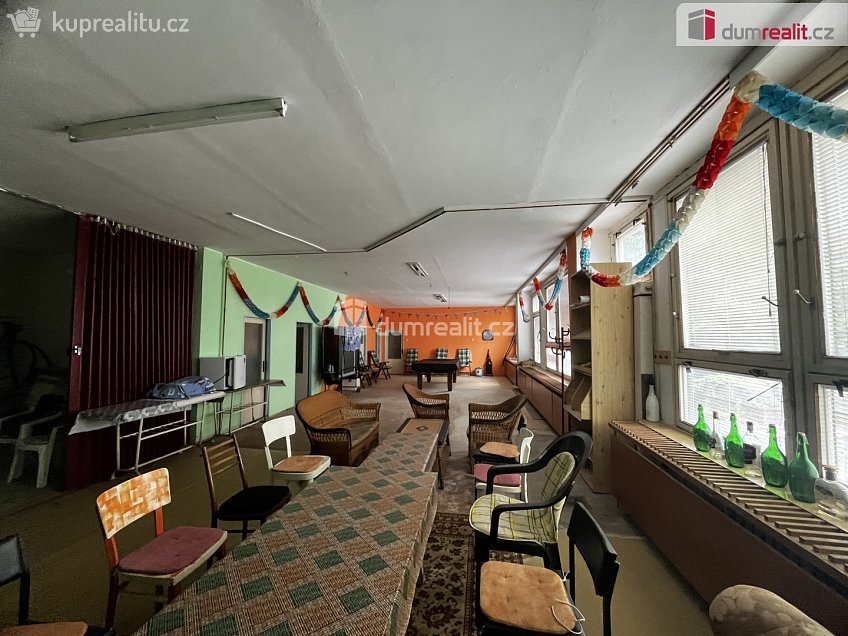 Pronájem  ubytovacího zařízení 223 m^2 Řetenická, Újezdeček 