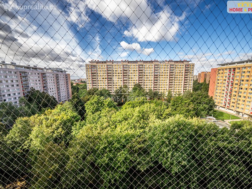 Prodej bytu 3+1 69 m^2 Chabařovická, Praha 8 