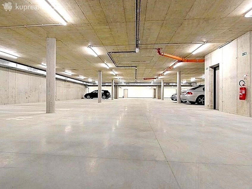 Prodej  garážového stání 25 m^2 Zelnice ll, Slavkov u Brna 68401
