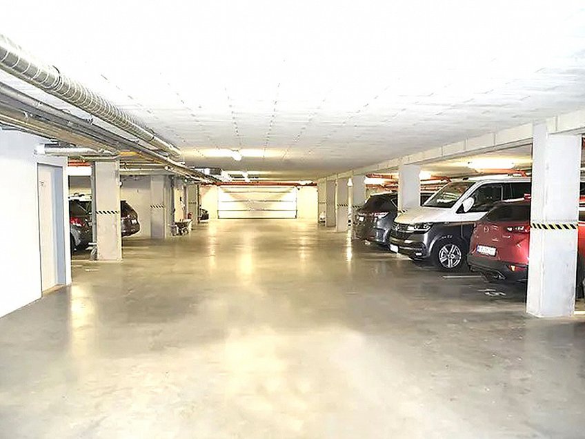 Prodej  garážového stání 25 m^2 Zelnice ll, Slavkov u Brna 68401