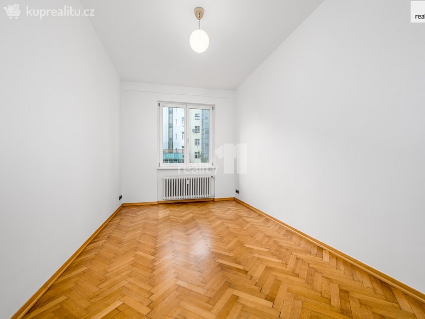 Prodej bytu 3+1 105 m^2 Vinařská, Praha 7 