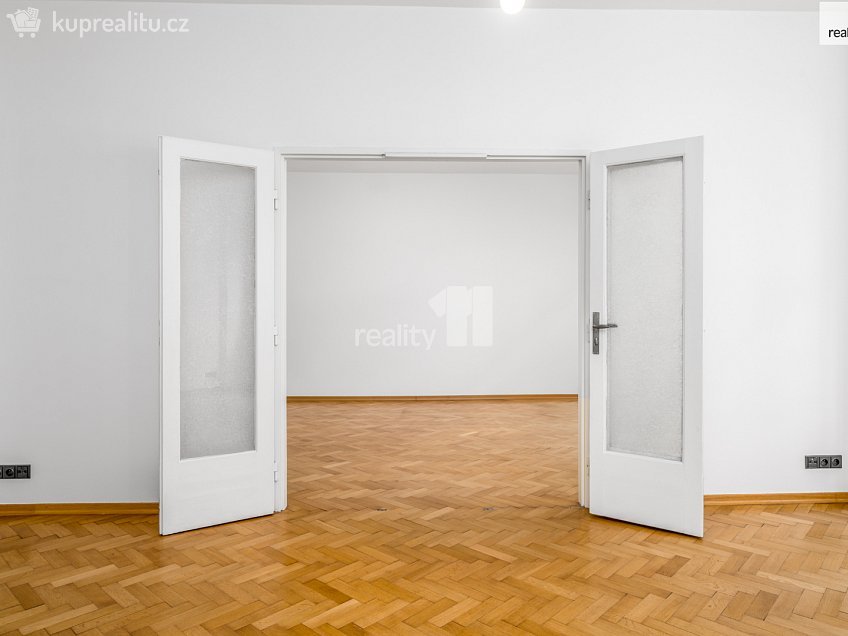 Prodej bytu 3+1 105 m^2 Vinařská, Praha 7 