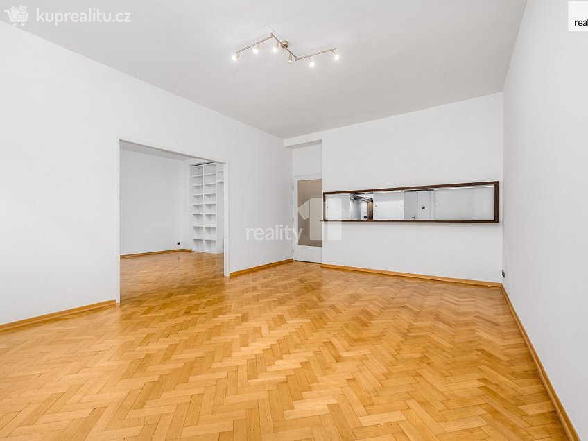Prodej bytu 3+1 105 m^2 Vinařská, Praha 7 