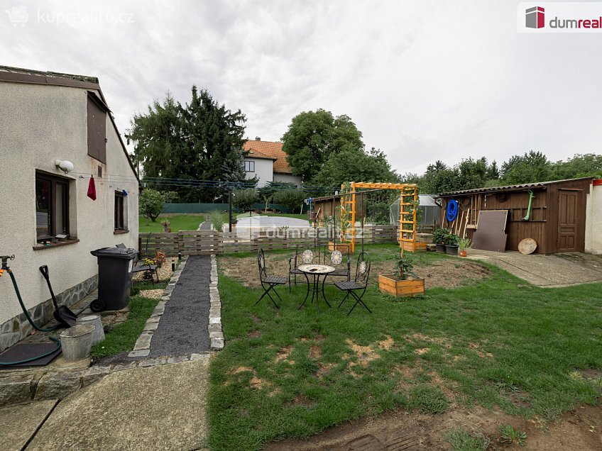 Prodej  rodinného domu 316 m^2 Na Křížku, Měšice 