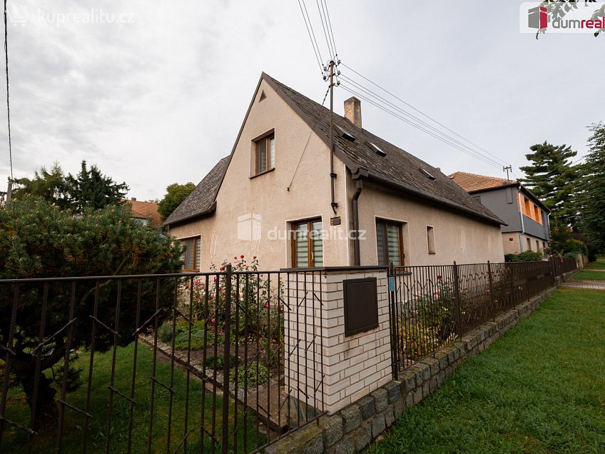 Prodej  rodinného domu 316 m^2 Na Křížku, Měšice 