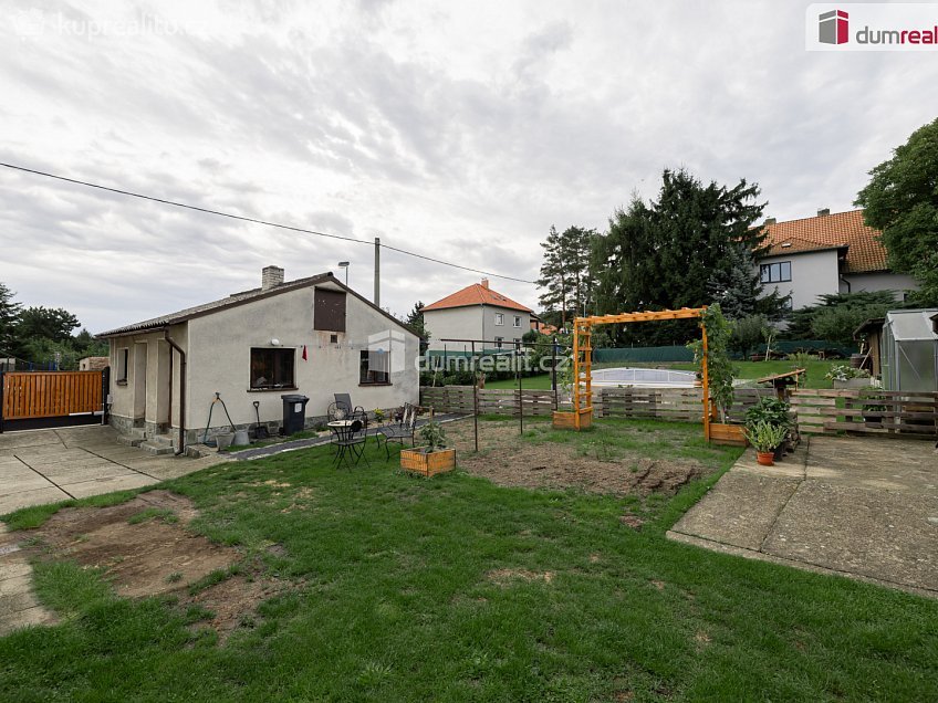 Prodej  rodinného domu 316 m^2 Na Křížku, Měšice 