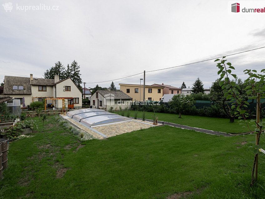 Prodej  rodinného domu 316 m^2 Na Křížku, Měšice 