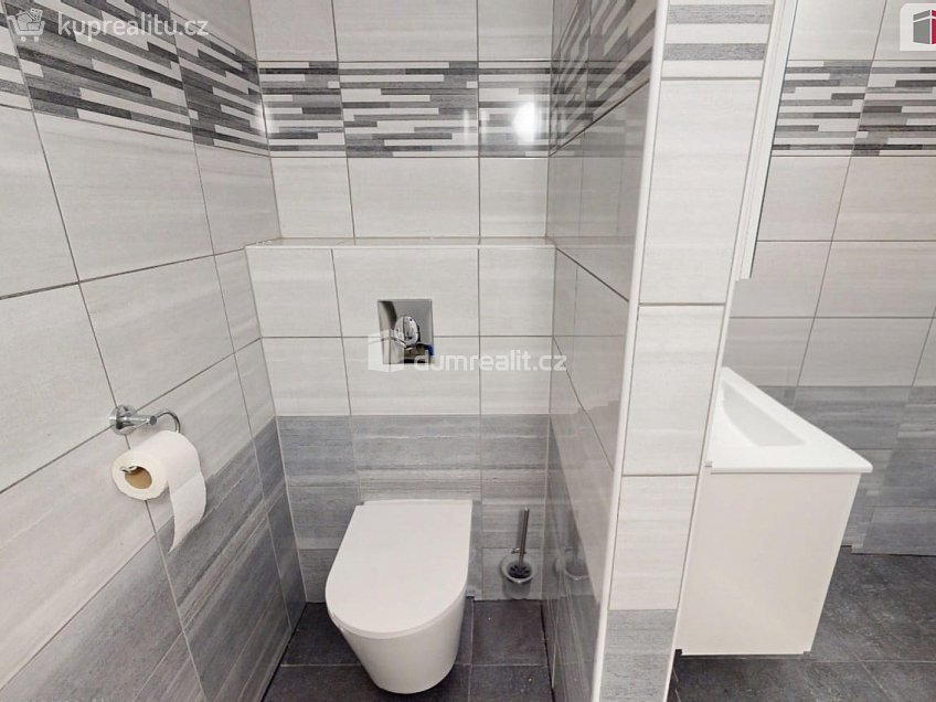 Prodej  rodinného domu 124 m^2 Loučná pod Klínovcem, Loučná pod Klínovcem 