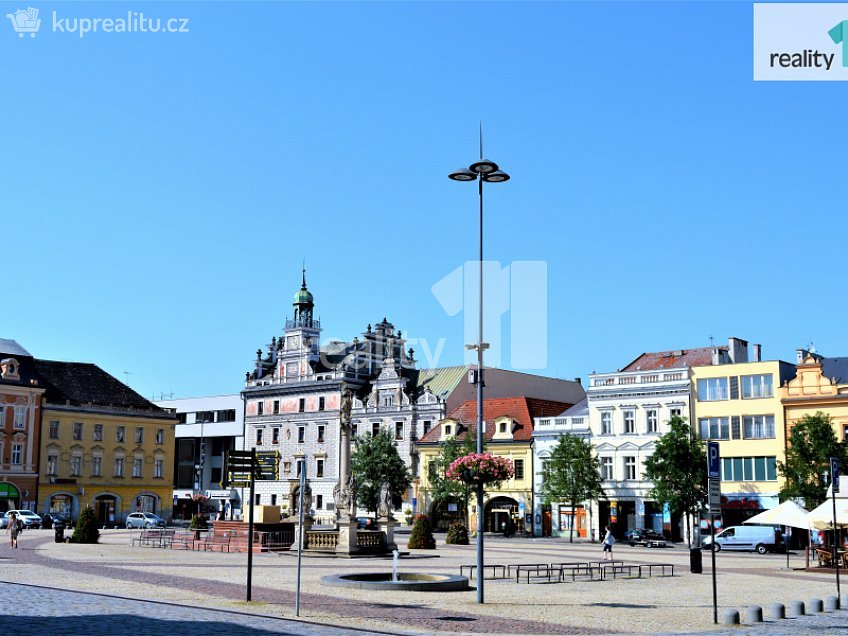 Pronájem  obchodních prostor 100 m^2 Na Hradbách, Kolín 