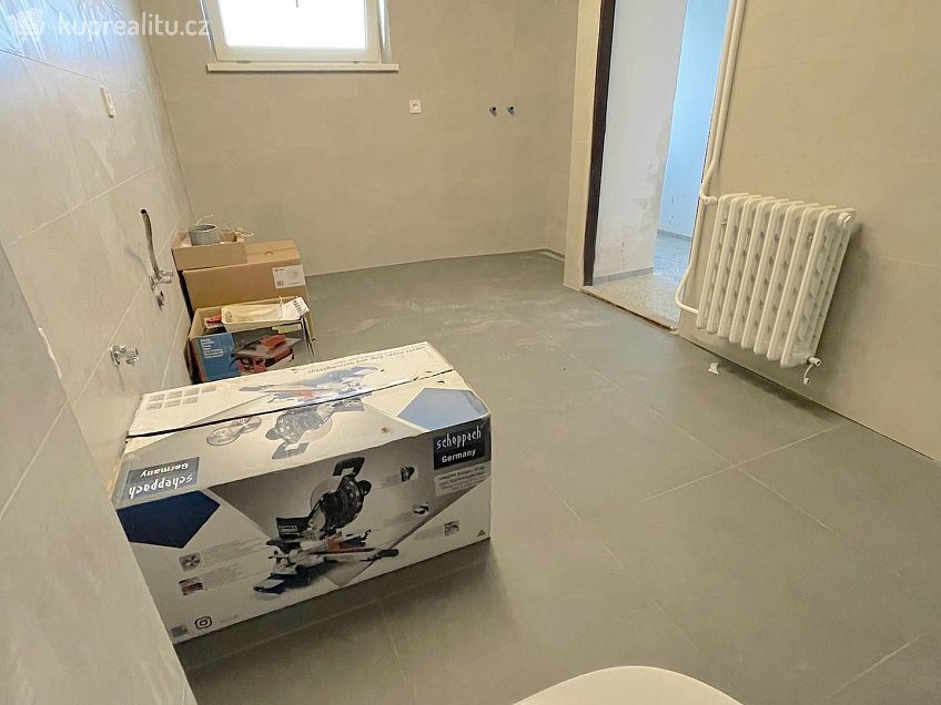 Pronájem  rodinného domu 220 m^2 Horní, Dobšice 