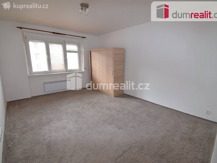 Pronájem bytu 2+kk 52 m^2 Podbabská, Praha 6 