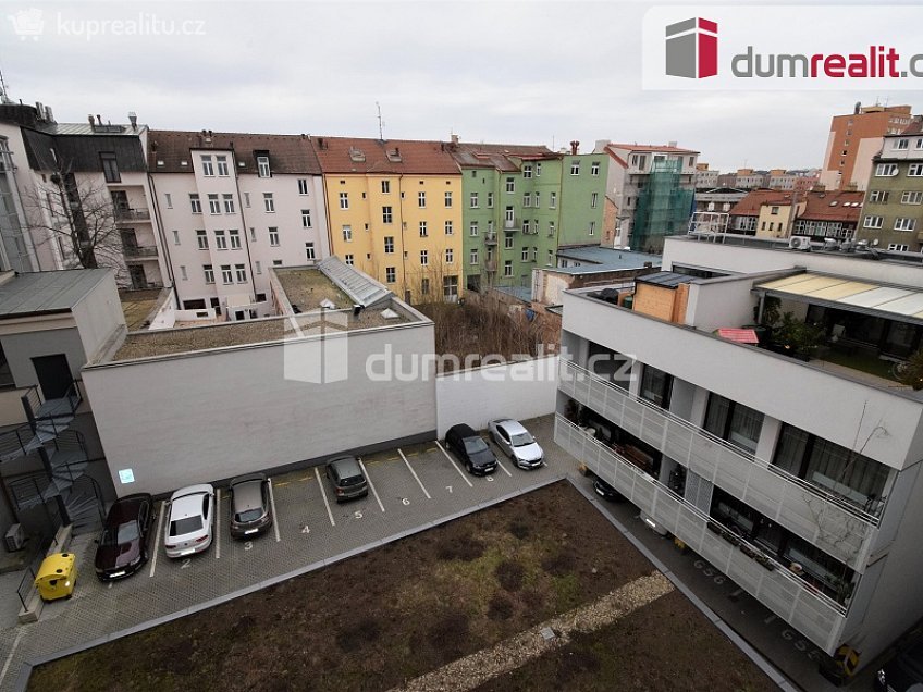 Pronájem bytu 2+kk 50 m^2 U svobodárny, Praha 9 