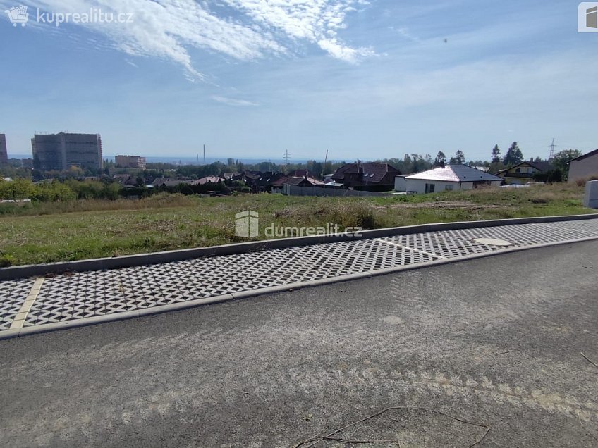 Prodej  stavebního pozemku 1039 m^2 Chomutov, Chomutov 
