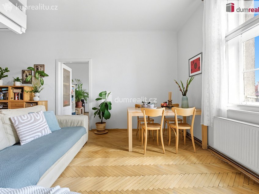Prodej bytu 3+1 83 m^2 Bělehradská, Praha 2 