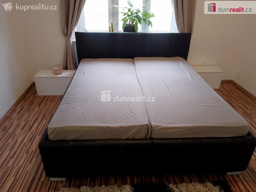 Pronájem bytu 4+kk 159 m^2 Jugoslávská, Karlovy Vary 