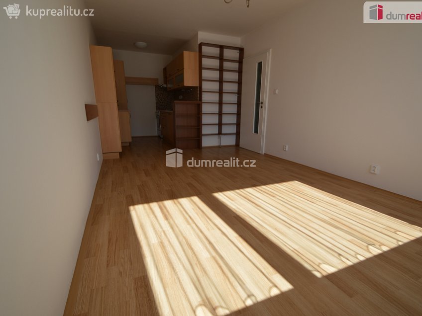 Prodej bytu 2+kk 44 m^2 Na rovnosti, Praha 3 