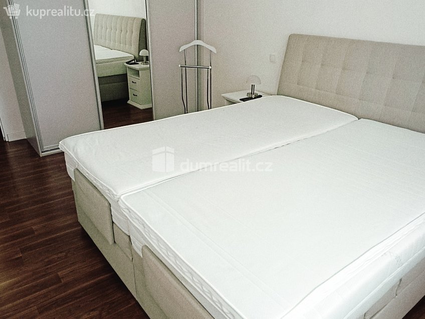 Prodej bytu 2+1 62 m^2 Jezdecká, Děčín 