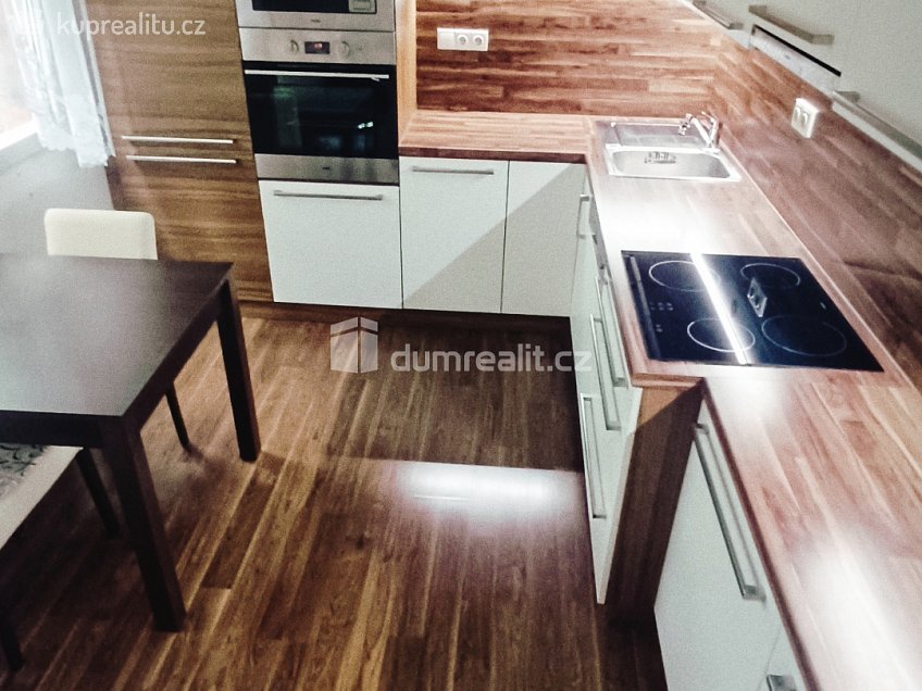Prodej bytu 2+1 62 m^2 Jezdecká, Děčín 