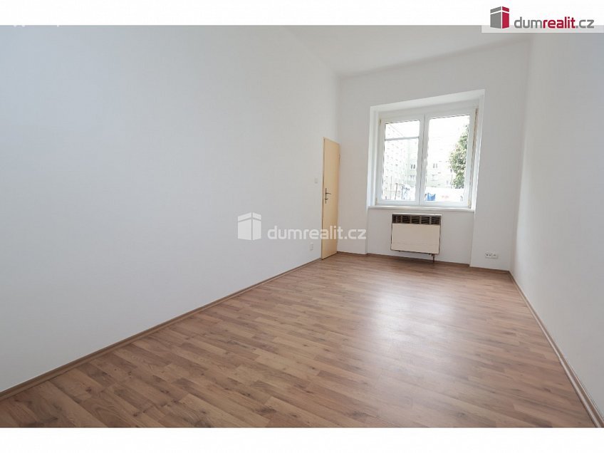 Pronájem bytu 2+kk 44 m^2 Nad olšinami, Praha 10 