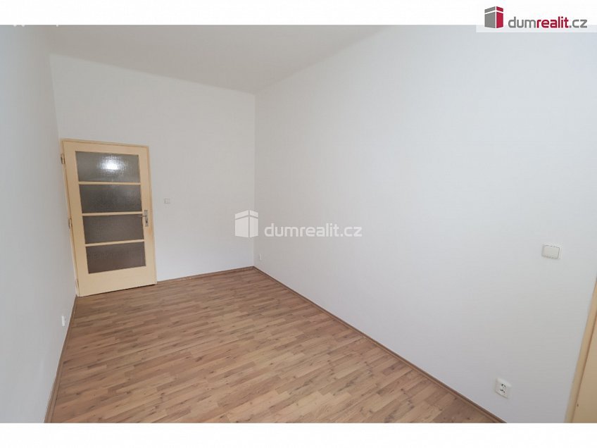 Pronájem bytu 2+kk 44 m^2 Nad olšinami, Praha 10 