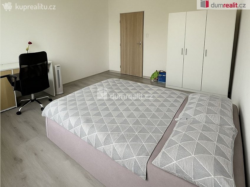 Prodej bytu 4+1 72 m^2 Vojanova, Plzeň 
