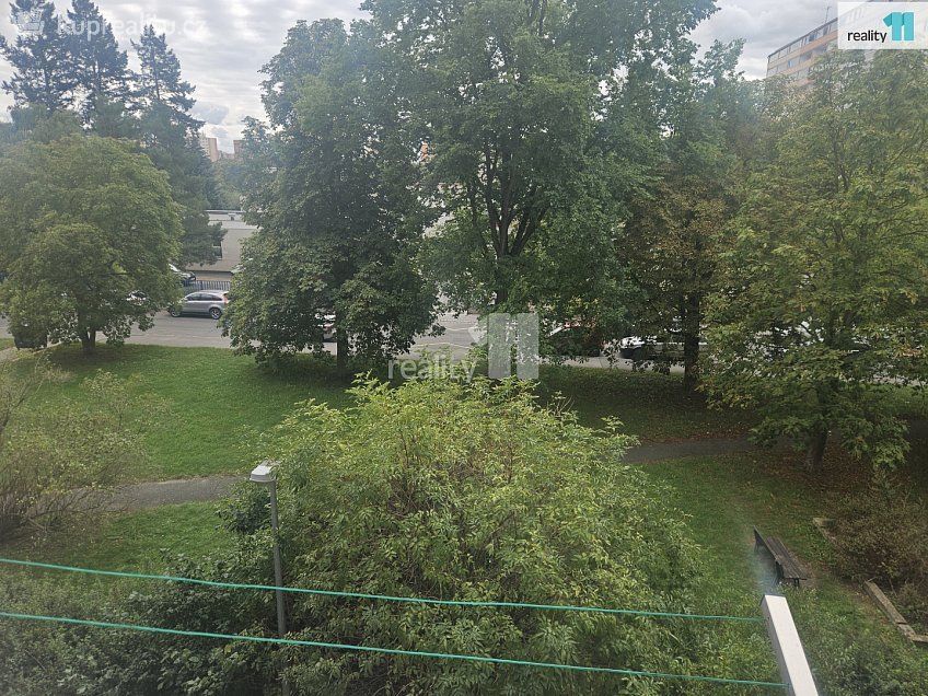 Pronájem bytu 2+kk 40 m^2 Novodvorská, Praha 4 