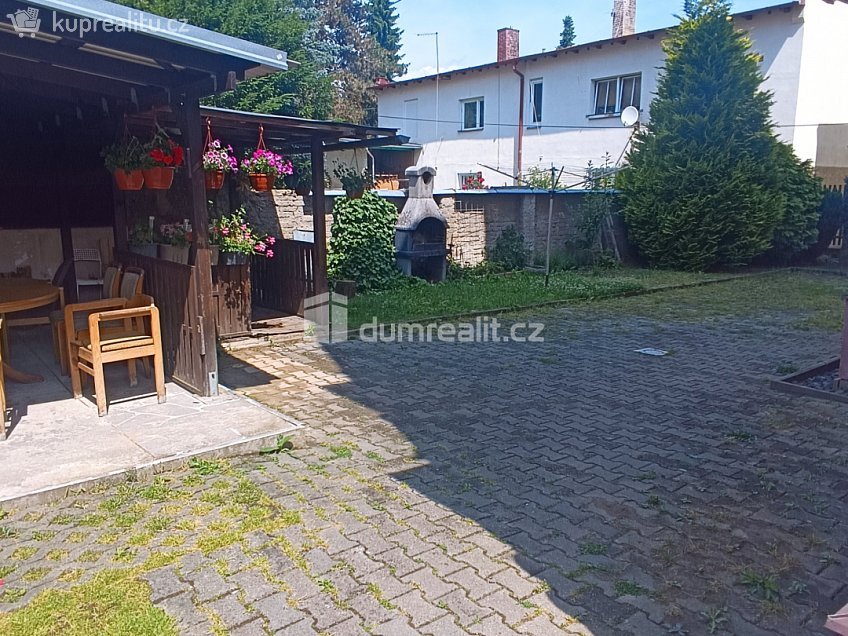 Pronájem bytu 1+1 44 m^2 Fibichova, Děčín 