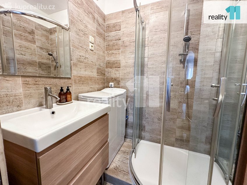 Pronájem bytu 2+1 56 m^2 Páleníčkova, Kroměříž 