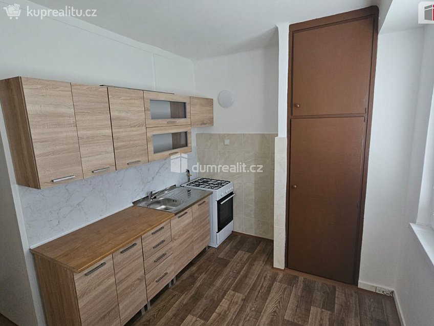 Pronájem bytu 2+1 54 m^2 Štefánikova, Kralupy nad Vltavou 