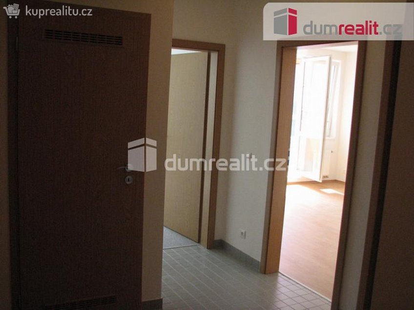 Prodej bytu 2+kk 60 m^2 Symfonická, Praha 13 