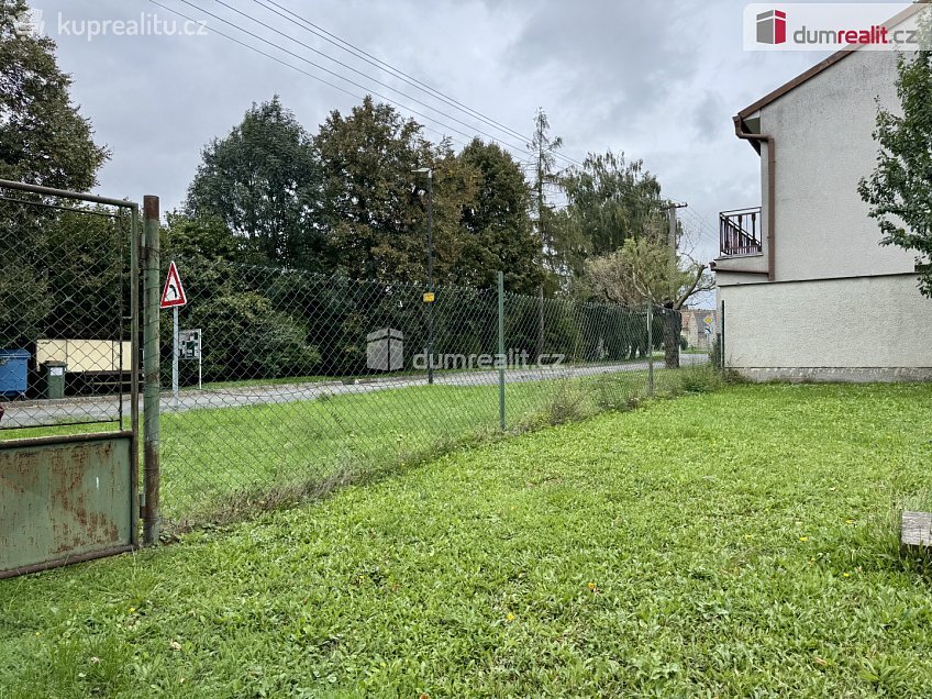 Prodej  stavebního pozemku 1347 m^2 Pavlovice u Kojetína, Pavlovice u Kojetína 