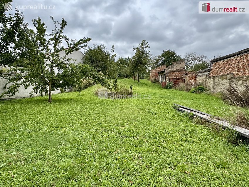 Prodej  stavebního pozemku 1347 m^2 Pavlovice u Kojetína, Pavlovice u Kojetína 