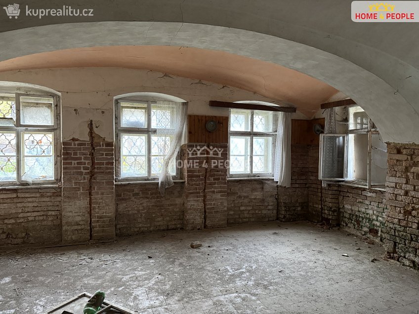 Prodej  ubytovacího zařízení 11489 m^2 Cvikov, Cvikov 