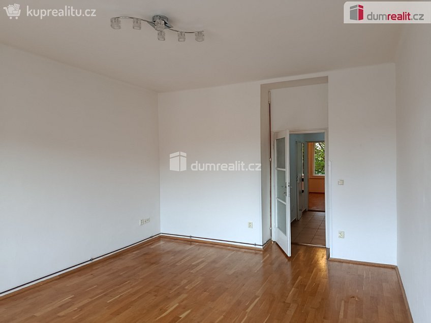 Pronájem bytu 2+kk 54 m^2 Novgorodská, Praha 10 