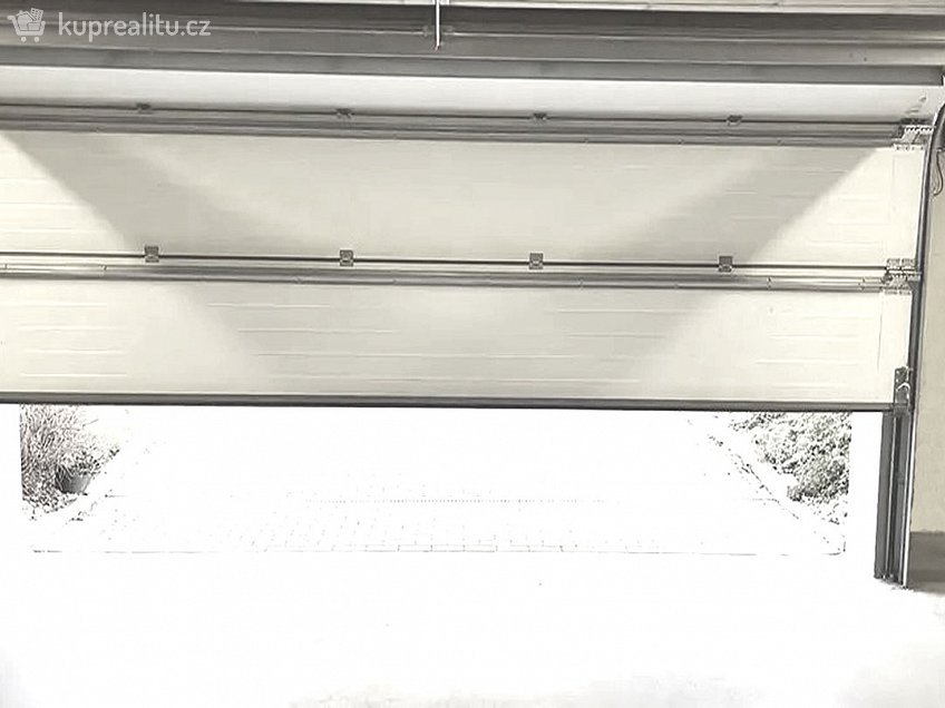 Prodej  garážového stání 16 m^2 U leskavy 26, Brno 62500