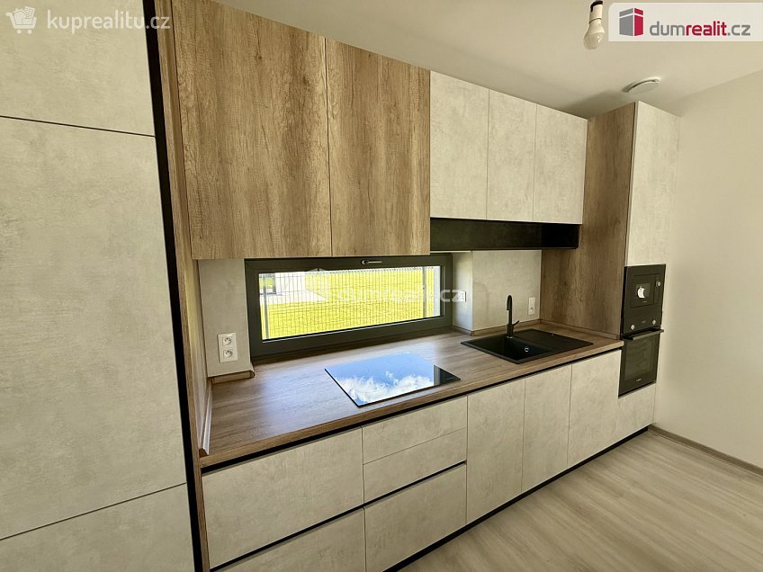 Pronájem  rodinného domu 150 m^2 K Malé Hleďsebi, Velká Hleďsebe 