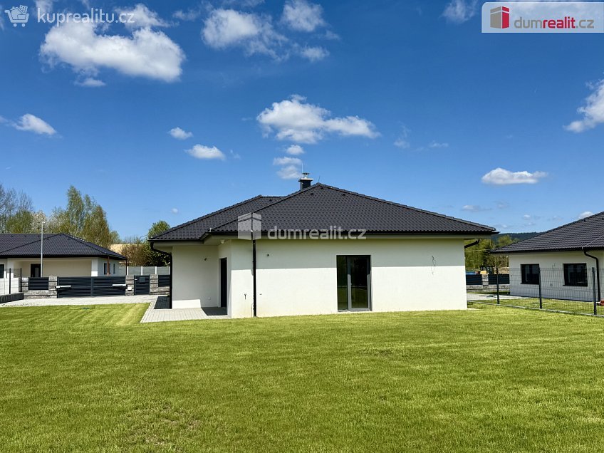 Pronájem  rodinného domu 150 m^2 K Malé Hleďsebi, Velká Hleďsebe 