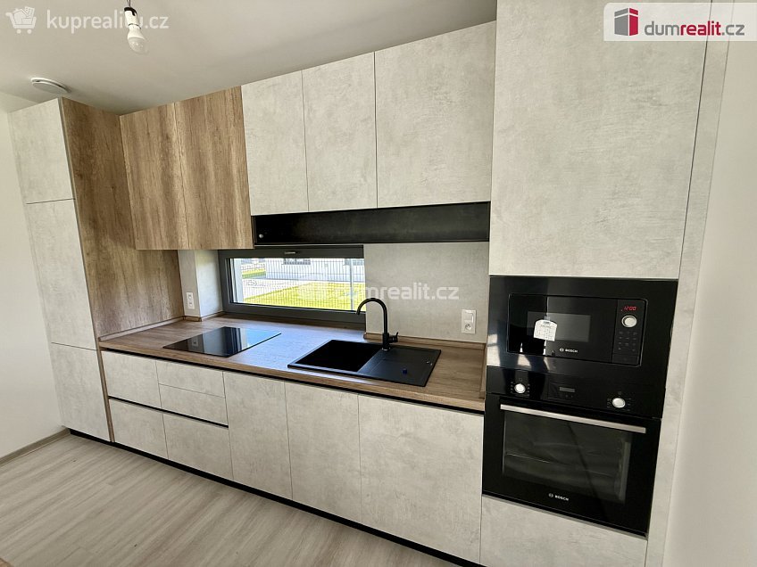 Pronájem  rodinného domu 150 m^2 K Malé Hleďsebi, Velká Hleďsebe 