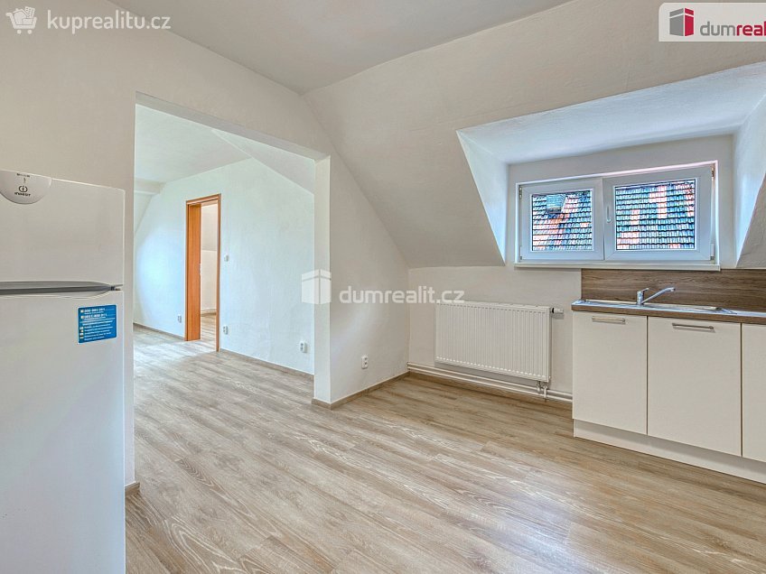 Pronájem bytu 2+kk 58 m^2 Záryby, Záryby 